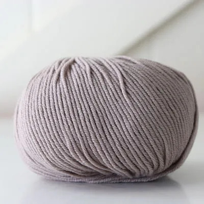 Bellissimo 8 - Extra Fine Merino 8py/DK 50gm