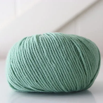 Bellissimo 8 - Extra Fine Merino 8py/DK 50gm