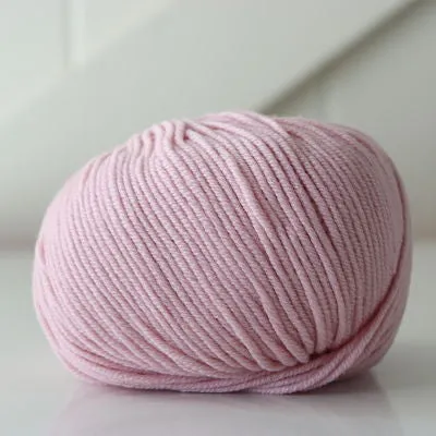 Bellissimo 8 - Extra Fine Merino 8py/DK 50gm
