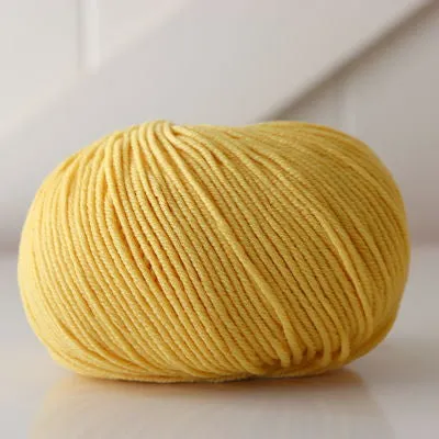 Bellissimo 8 - Extra Fine Merino 8py/DK 50gm