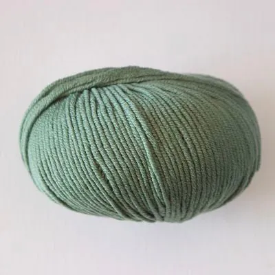 Bellissimo 8 - Extra Fine Merino 8py/DK 50gm