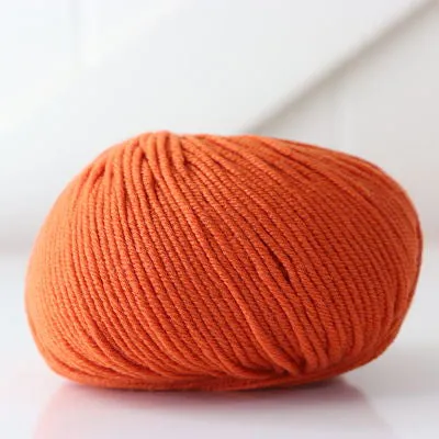 Bellissimo 8 - Extra Fine Merino 8py/DK 50gm
