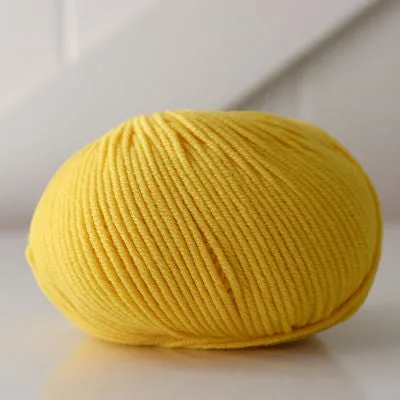 Bellissimo 8 - Extra Fine Merino 8py/DK 50gm