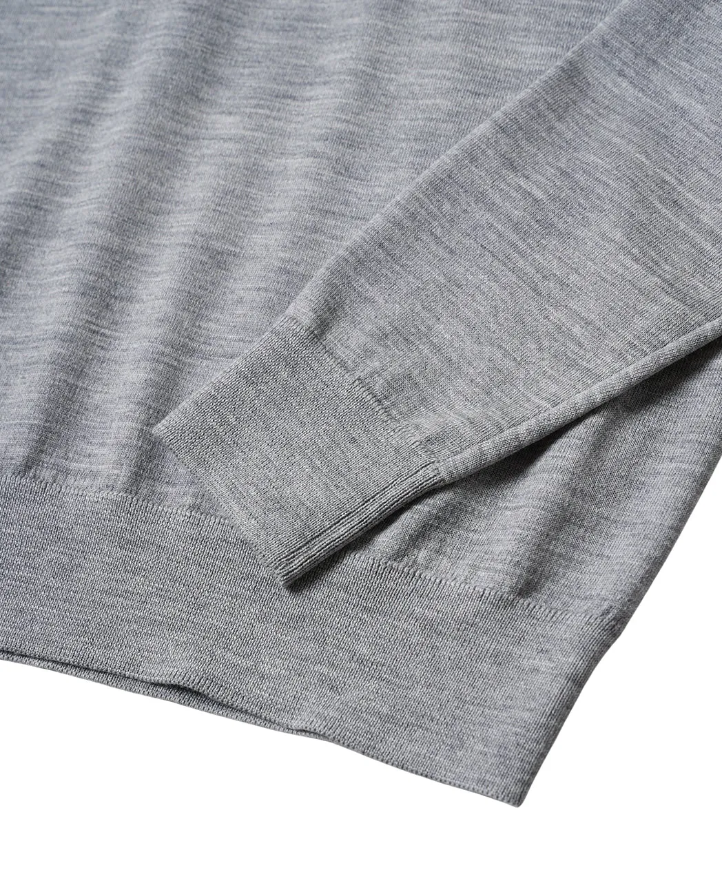 FF30G crew neck Sweater Super Extra Fine Merino