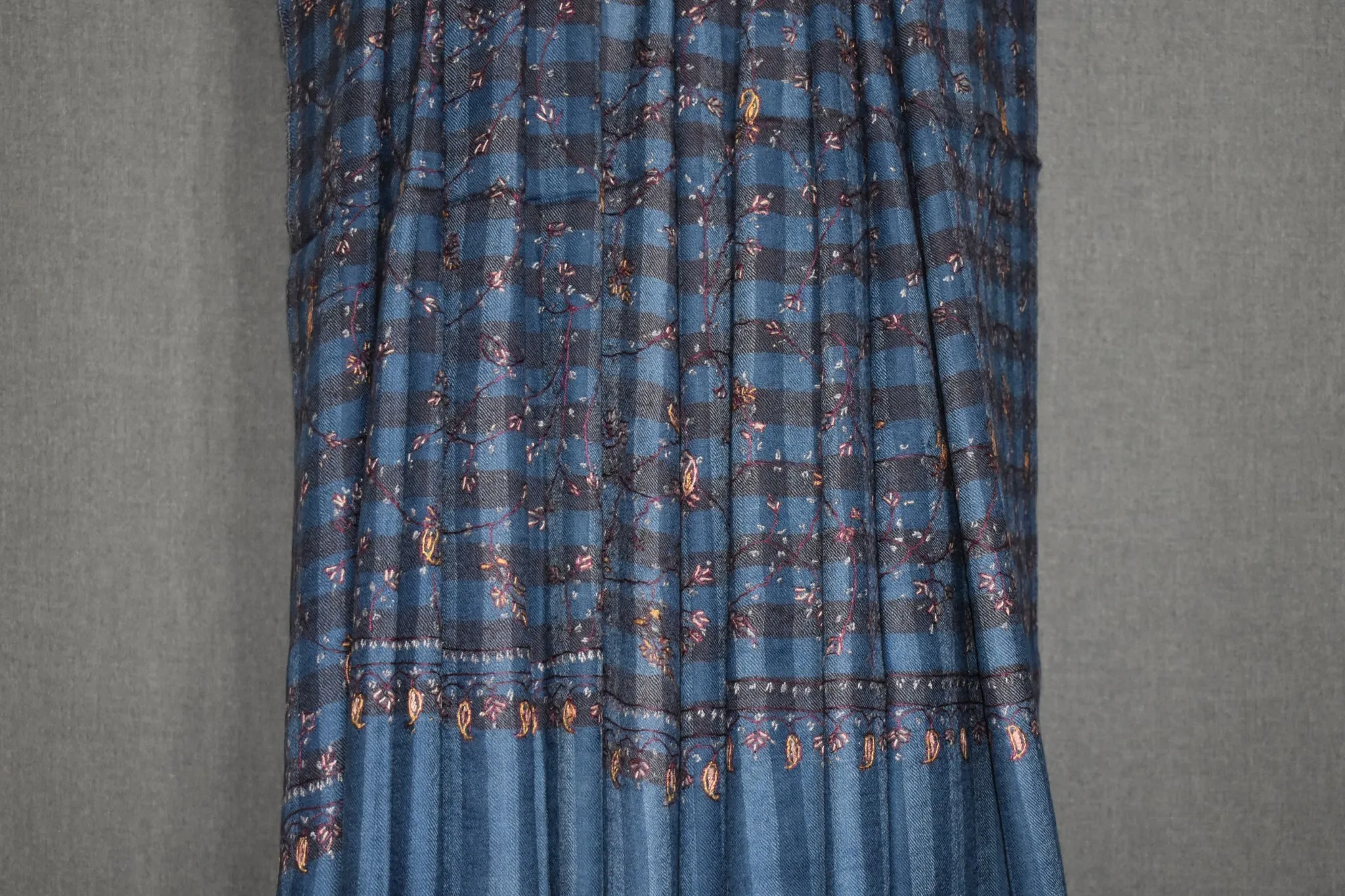 Fine wool Embroidered check shawl 40x80 inch