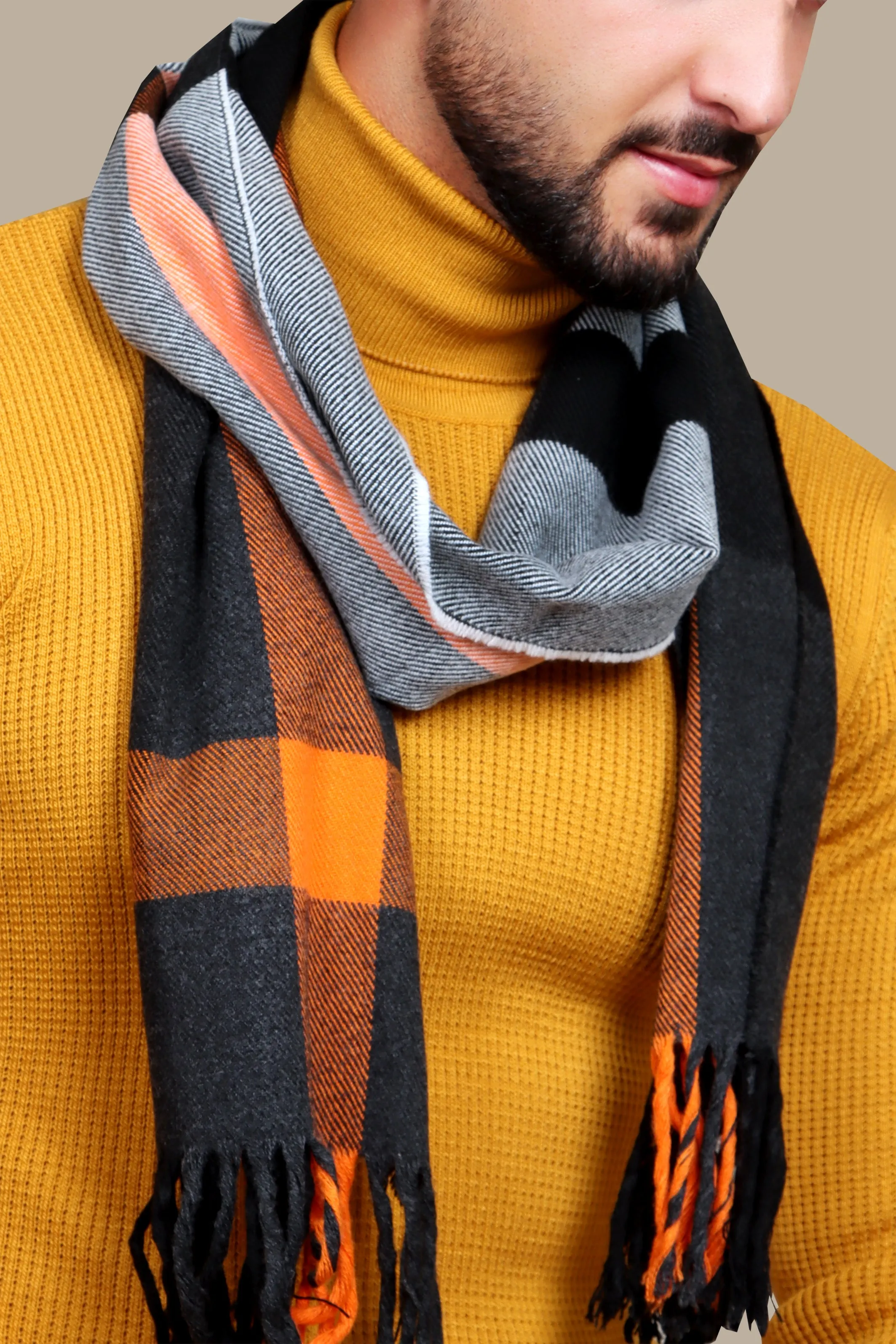 Havan Checks: Wool Scarf with Bold Elegance