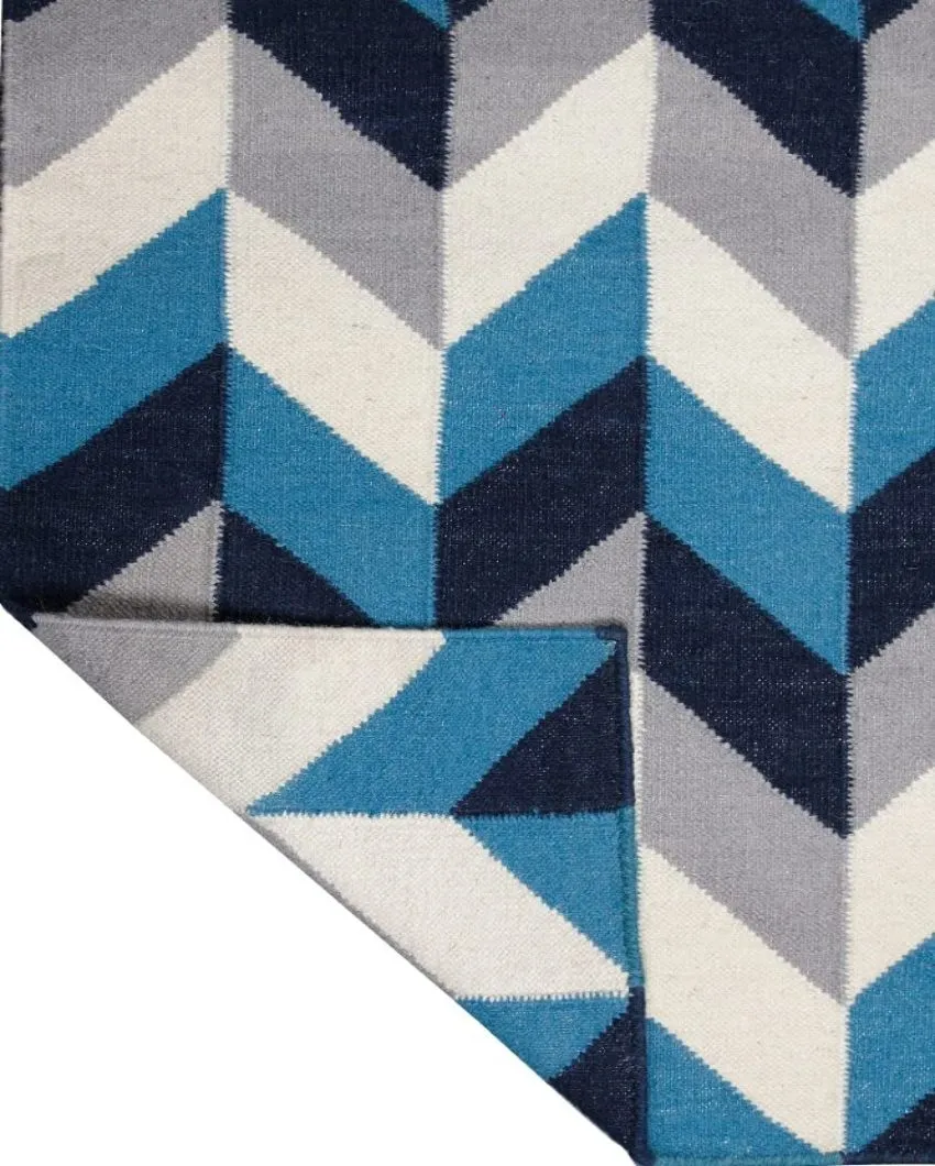 Kilim Hand Woven Dhurrie Wool Rug Classic and Stylish | 4 x 6 Feet