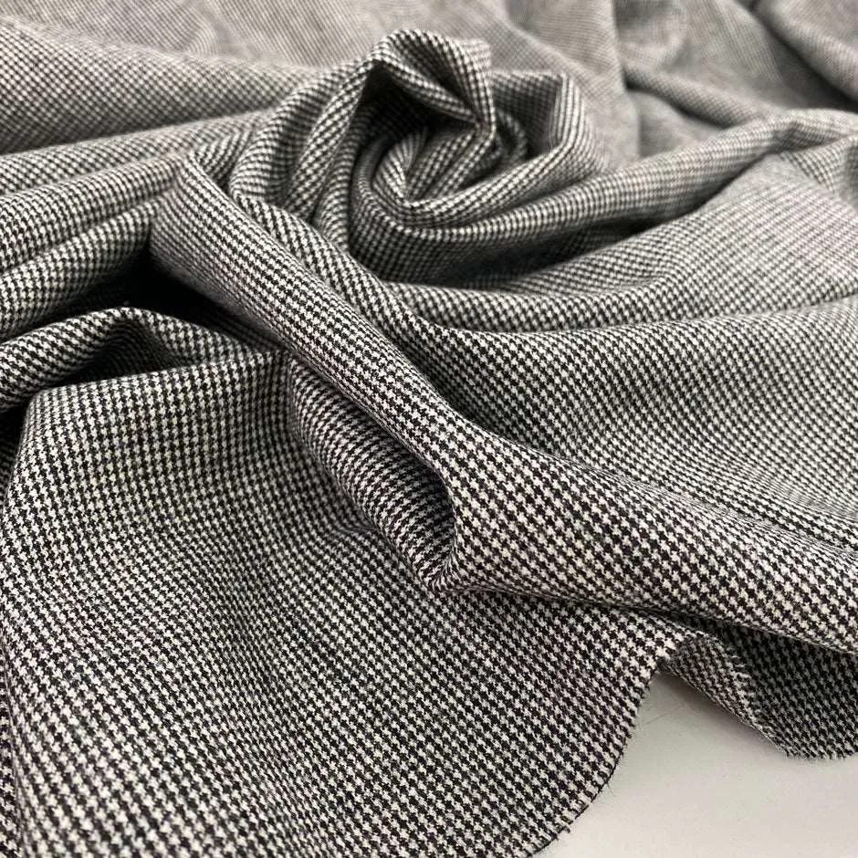 Light White Pure Wool With Black Wires - Sample