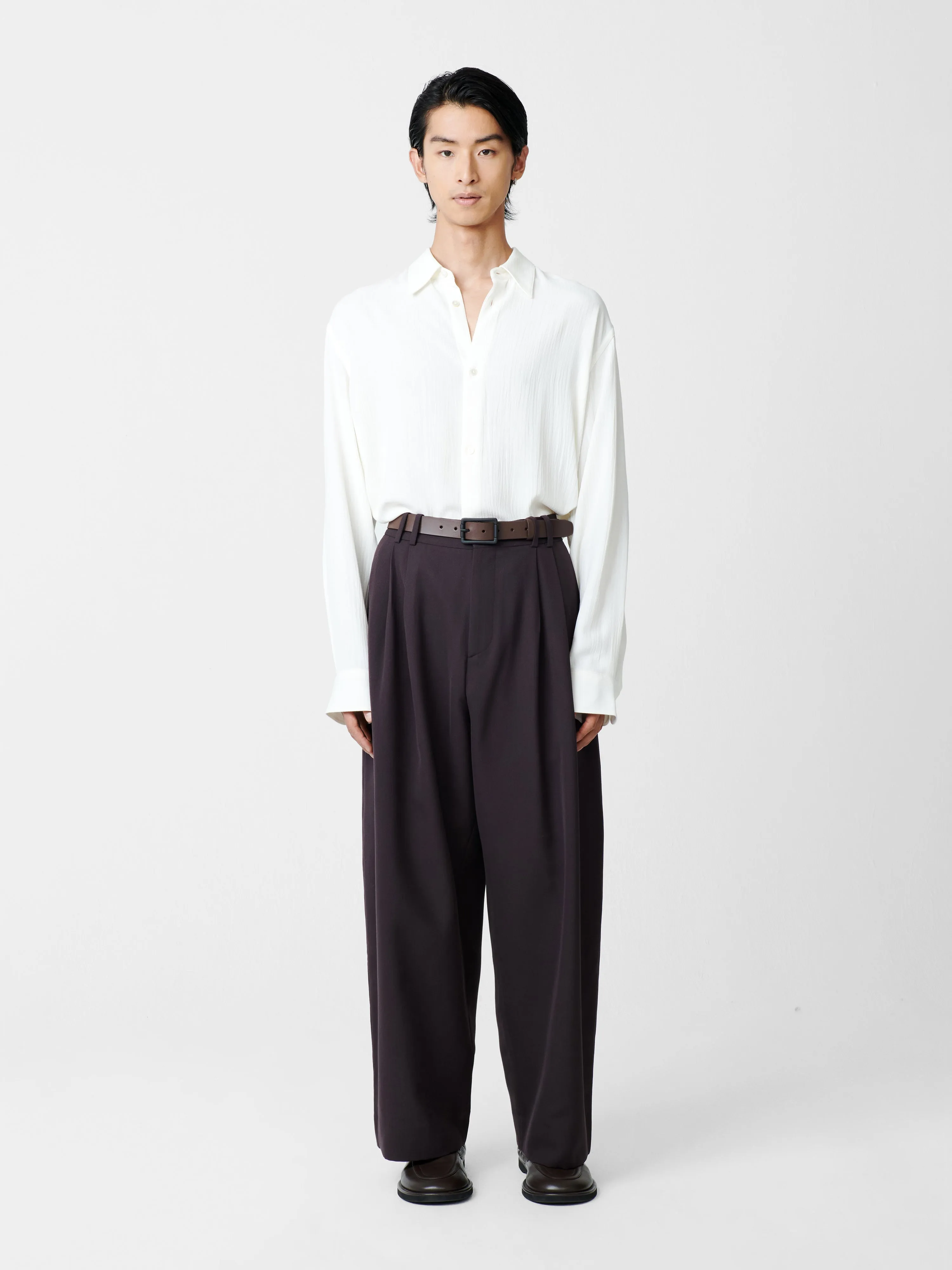 Line Pant in Espresso Brown