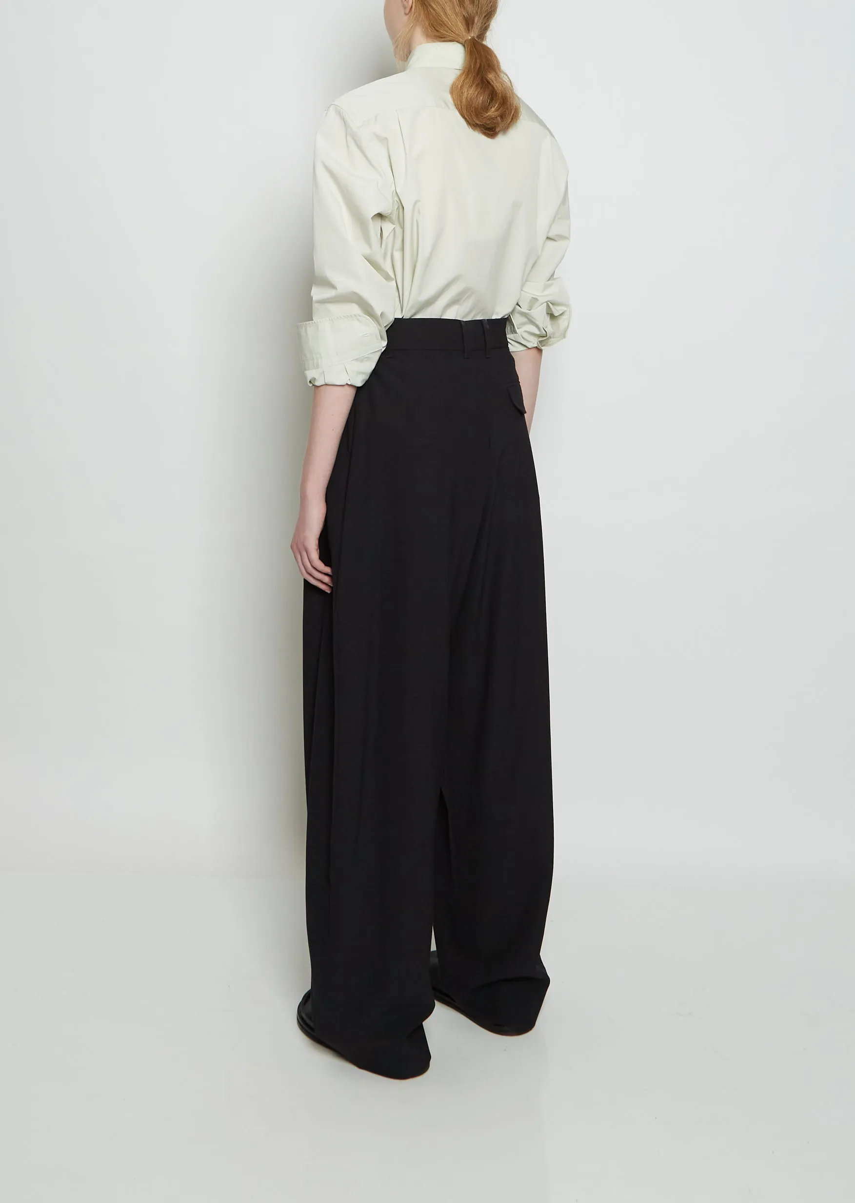 Nika Pleat Curved Wool Pant
