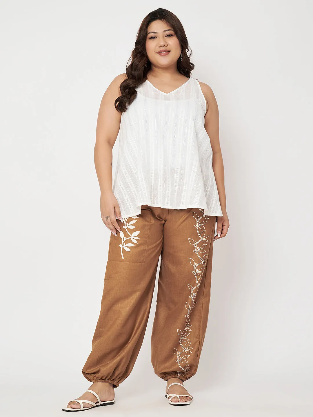 Plus Size Cotton Placement Print Pocket Trouser