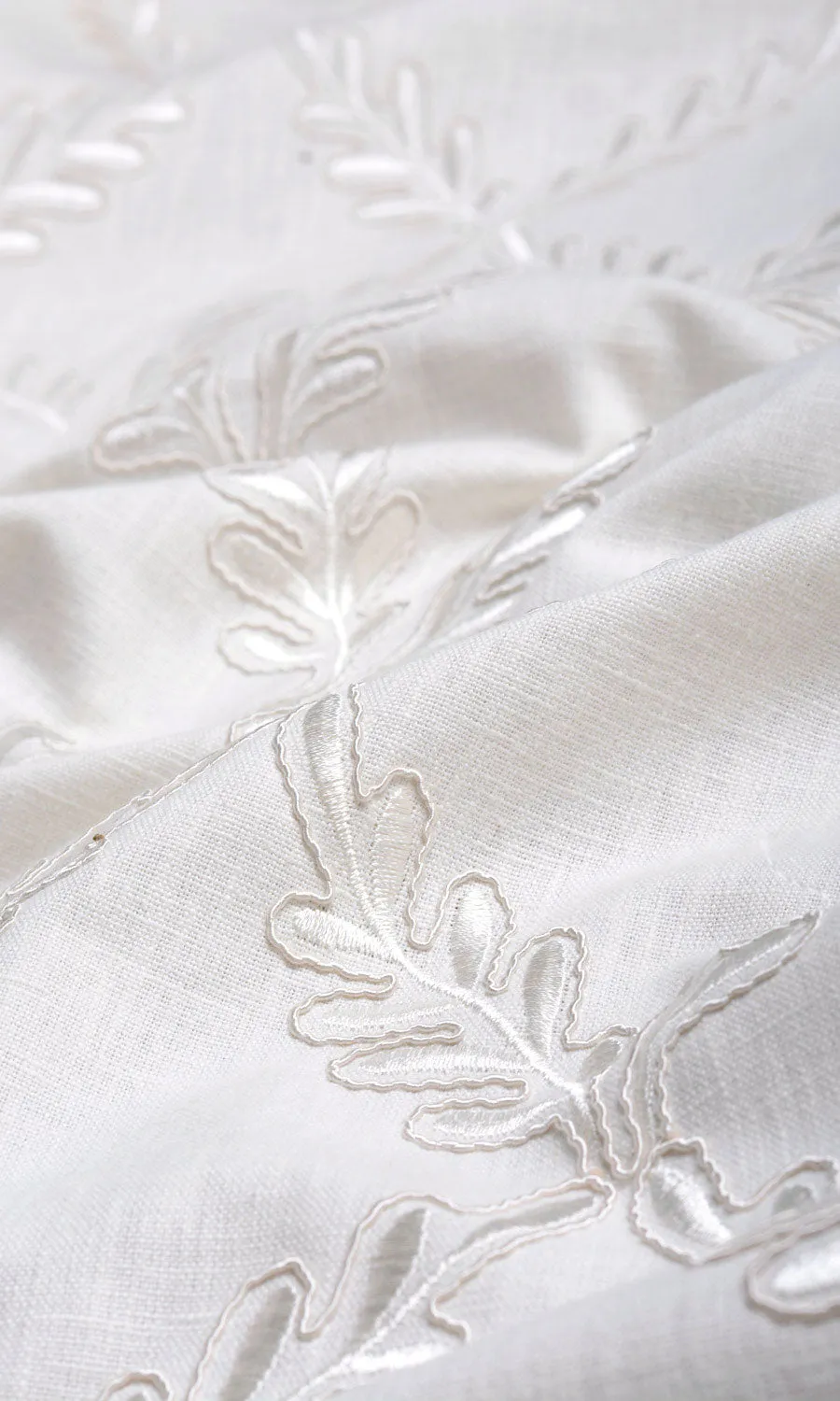 'Polar Heights' Poly-Linen Embroidered Blinds (White/ Cream)