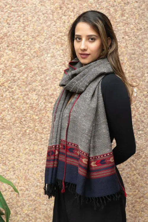 TICH Fine, Soft Himachal Wool Stole - Grey & Blue Arrows